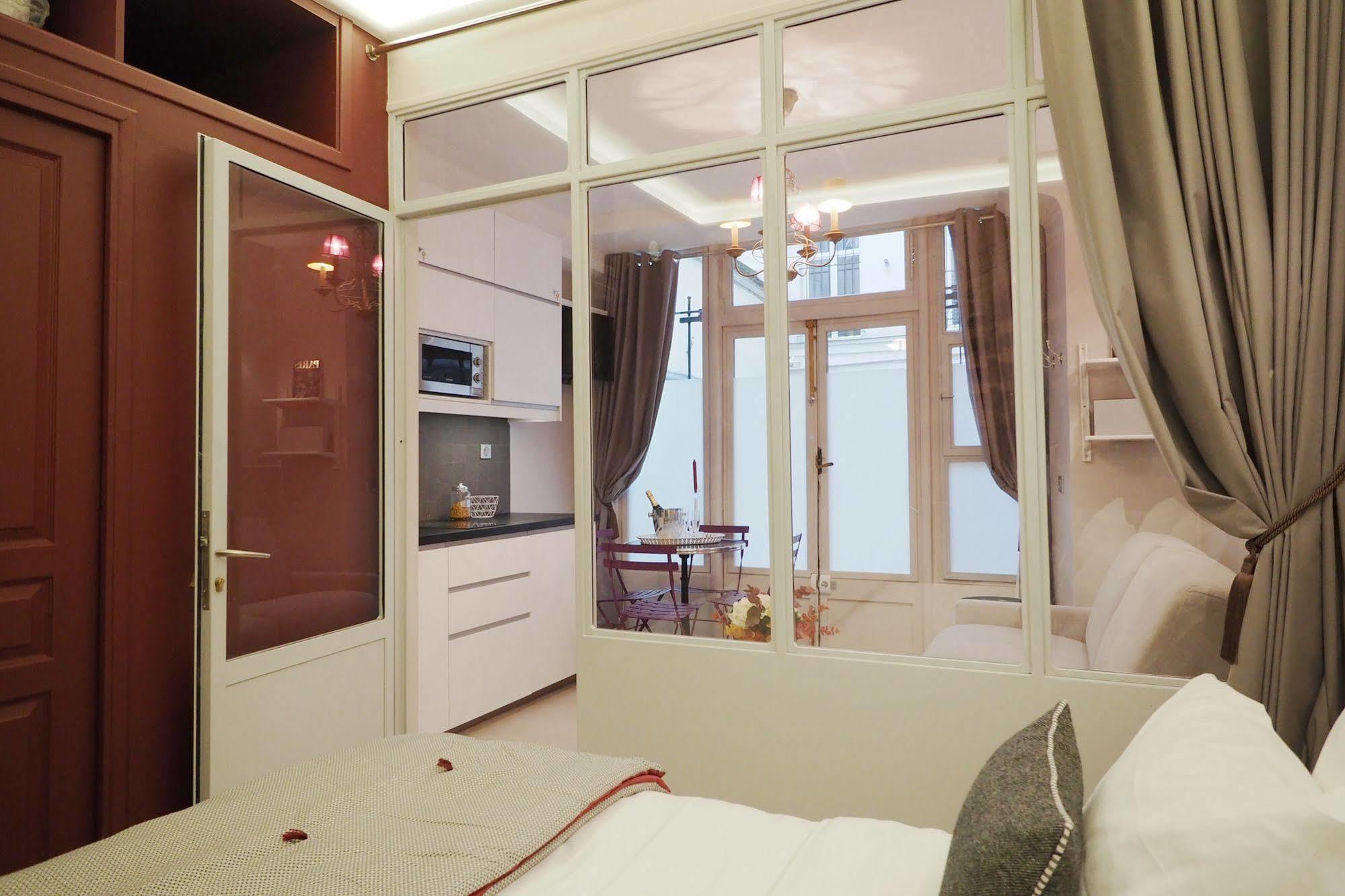Palais Royal Chicsuites Париж Екстериор снимка